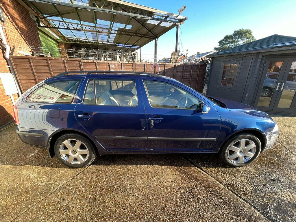 Skoda Octavia 2.0 Tdi Laurin Klement Dsg Euro 4 Blue #3