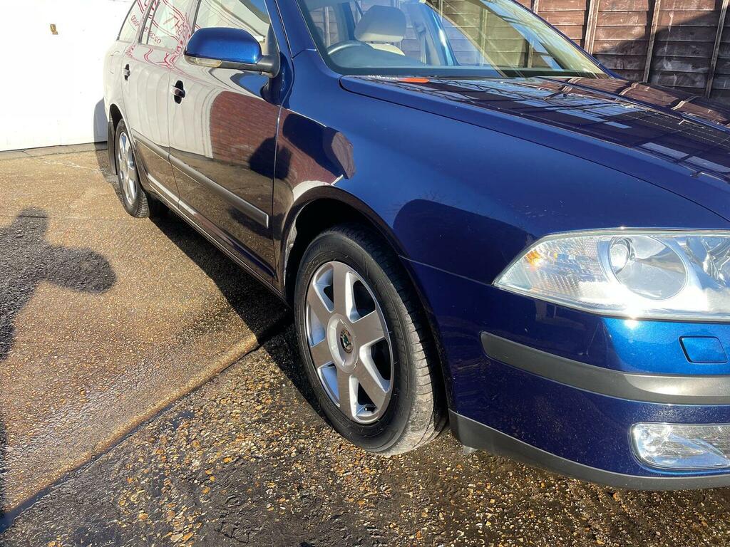 Skoda Octavia Scout Tdi Blue #18