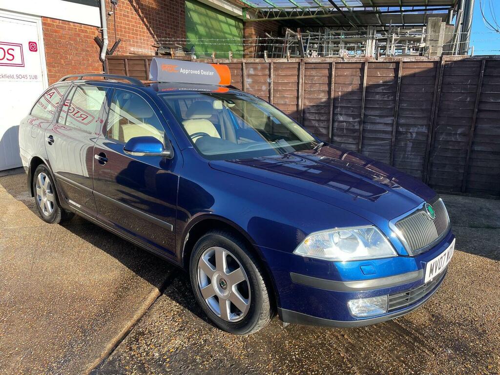 Skoda Octavia 2.0 Tdi Laurin Klement Dsg Euro 4 Blue