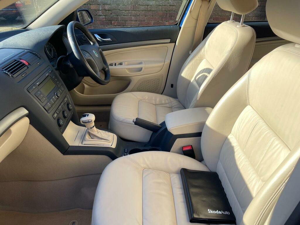 Skoda Octavia Scout Tdi Blue #39
