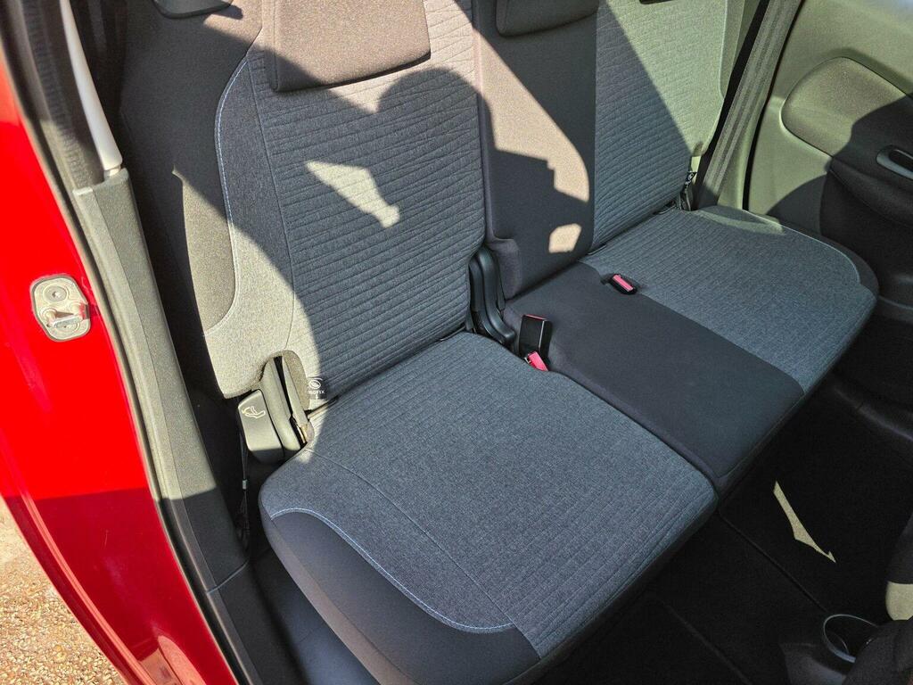 Citroen C3 Picasso  Red #26