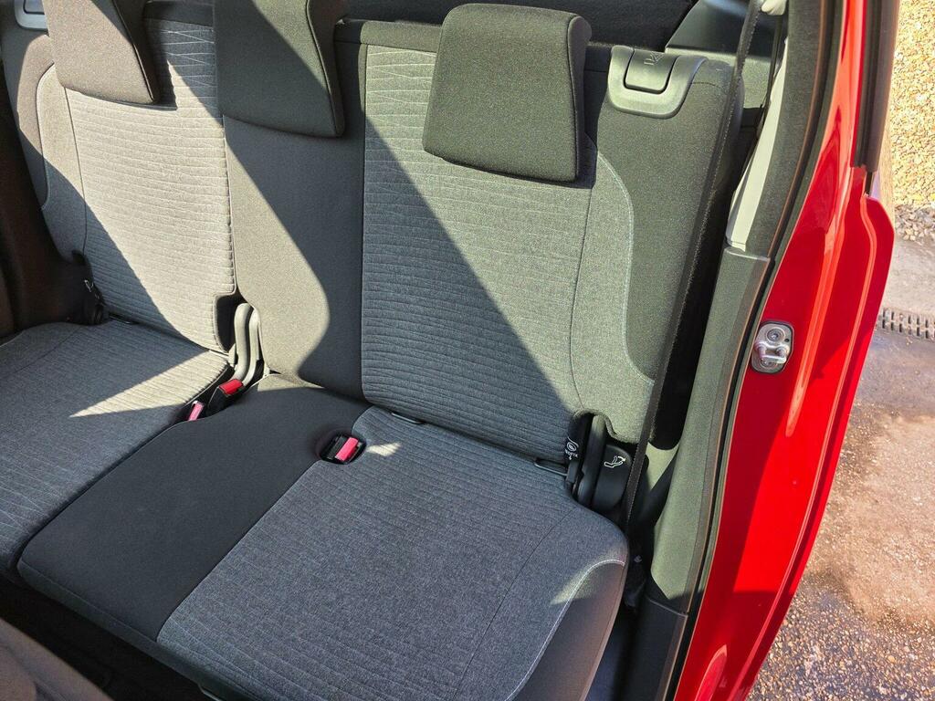 Citroen C3 Picasso  Red #28