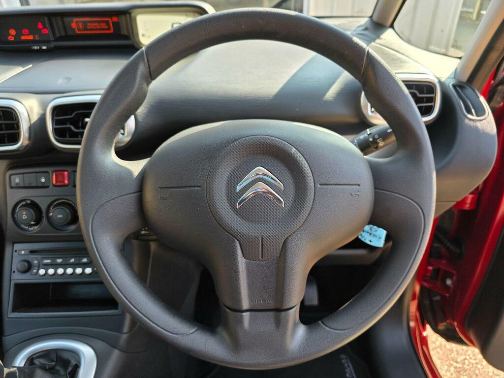 Citroen C3 Picasso  Red #17