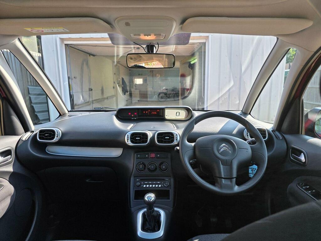 Citroen C3 Picasso  Red #16