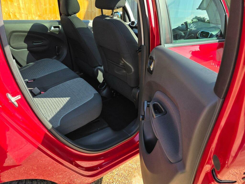 Citroen C3 Picasso  Red #25
