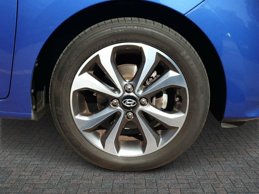 Hyundai I10 1.2 Premium Se - 2019 69 YX69RKA Blue #5