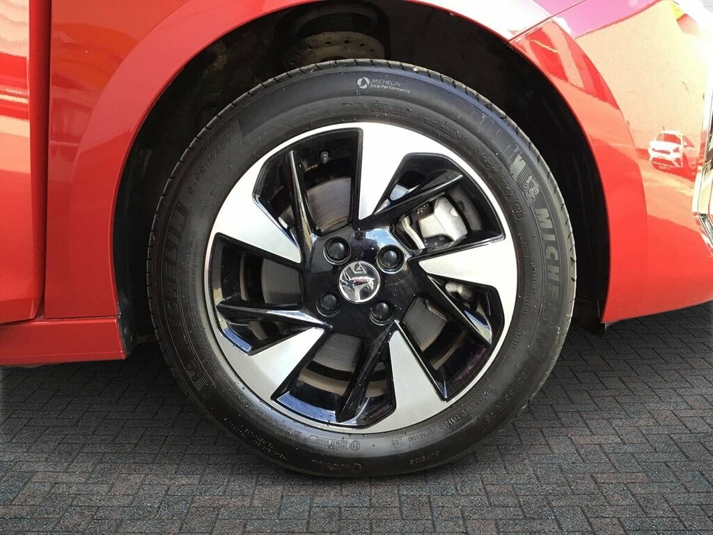 Vauxhall Corsa-e 50Kwh Design - 2025 25 FG25NNH Red #5