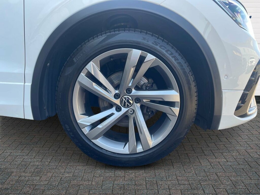 Volkswagen Tiguan 1.5 Tsi R-line Edition Dsg - 2023 23 YF23XGZ White #5