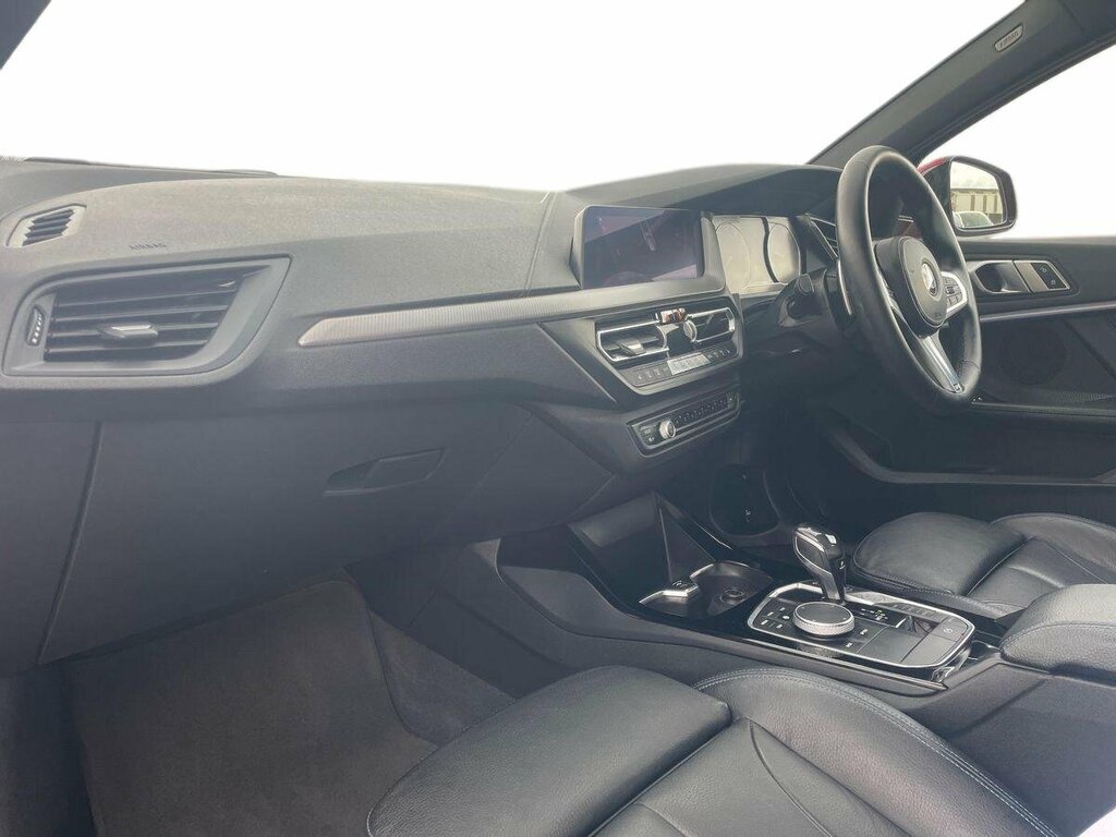 BMW 1 Series 2.0 118D M Sport - 2020 AYZ2999 Red #2