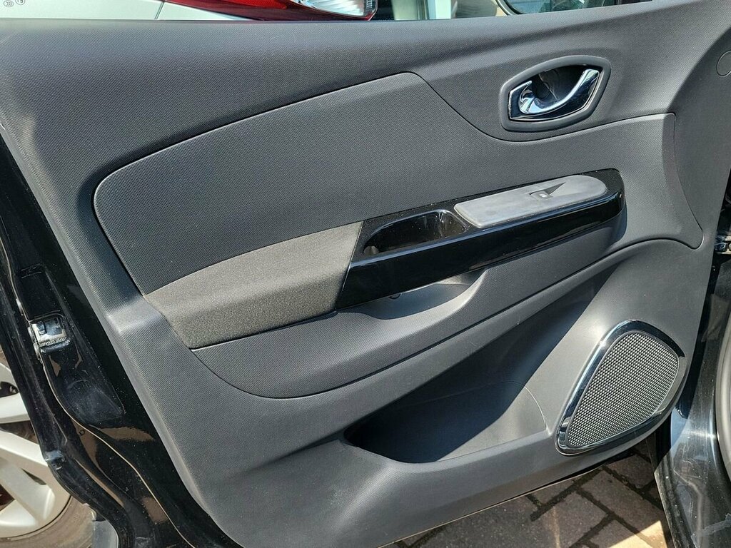Renault Captur 0.9 Tce 90 Dynamique S Medianav Energy Black #11