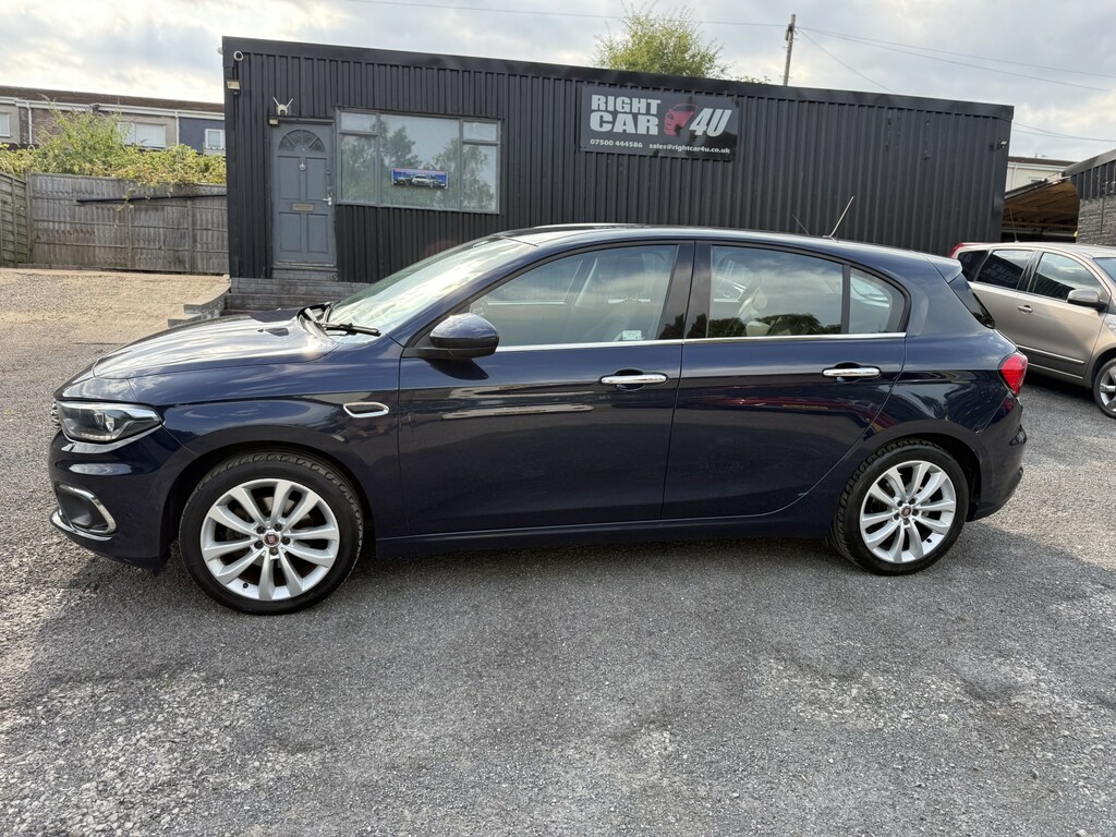 Fiat Tipo 1.4 Tipo Hatchback 1.4 95Hp Lounge 2017 Blue #2