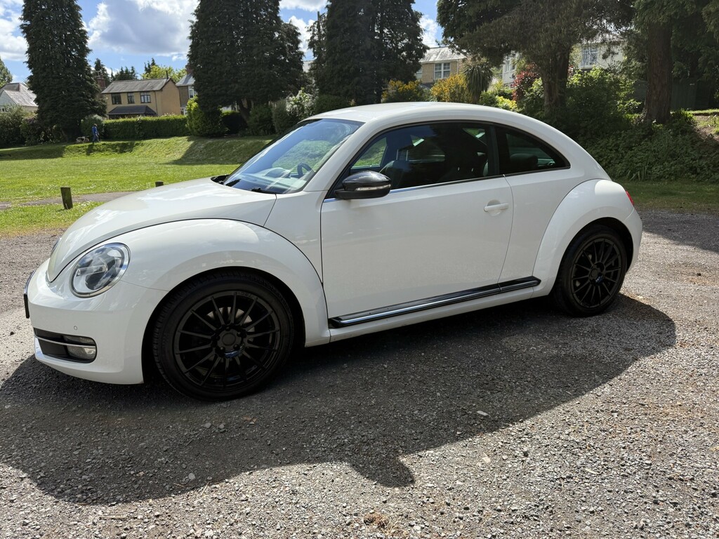Volkswagen Beetle 2.0 Tdi Sport 2013 White #2