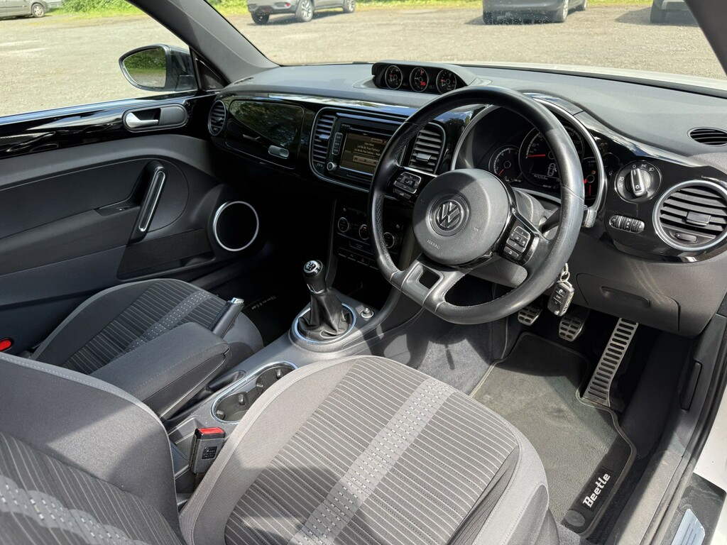 Volkswagen Beetle 2.0 Tdi Sport 2013 White #3