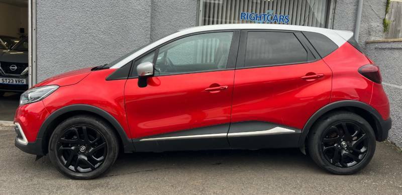 Renault Captur 0.9 Tce 90 Iconic - 2018 18 SB18DMZ Red #3