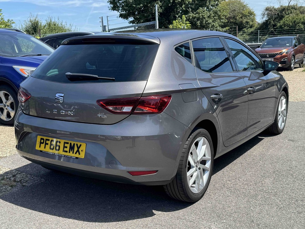Seat Leon 1.6 Tdi 110 Se Dynamic Technology Dsg Grey #3