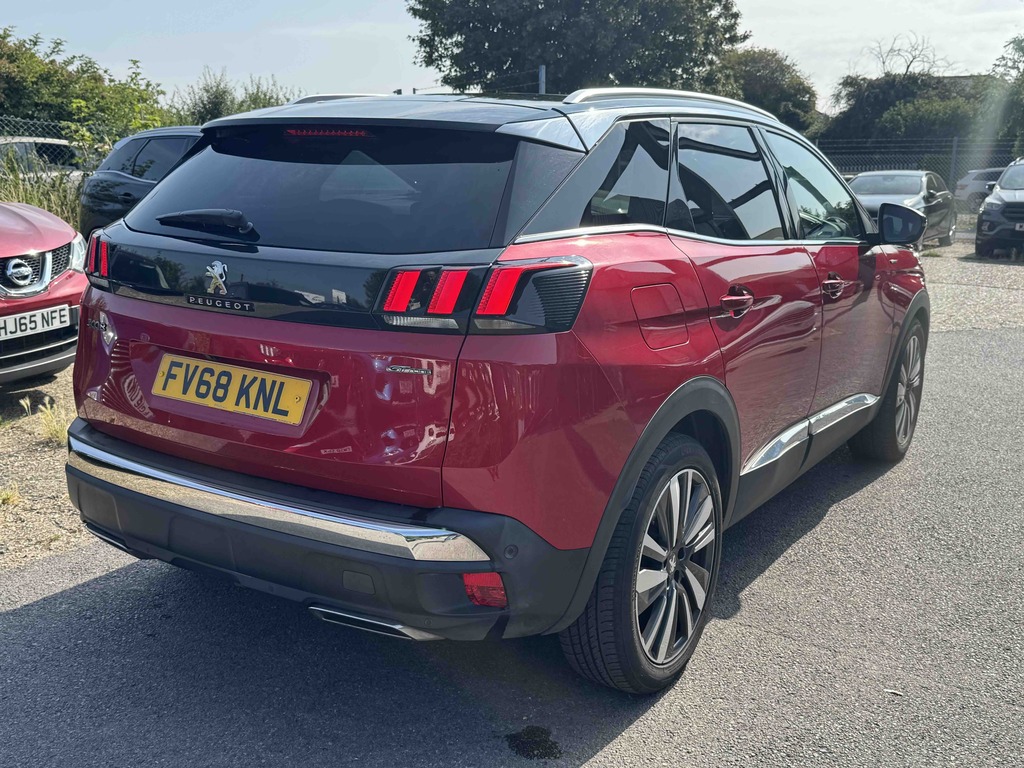 Peugeot 3008 1.5 Bluehdi Gt Line Premium Eat8 Red #3