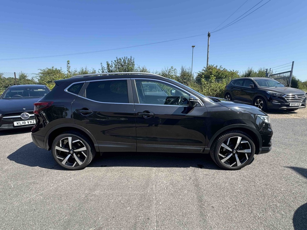Nissan Qashqai 1.5 Dci Tekna DS18NRL Black #2