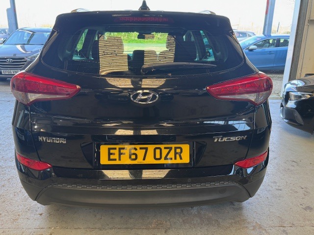 Hyundai Tucson 1.7 Crdi Blue Drive Sport Edition Black #5