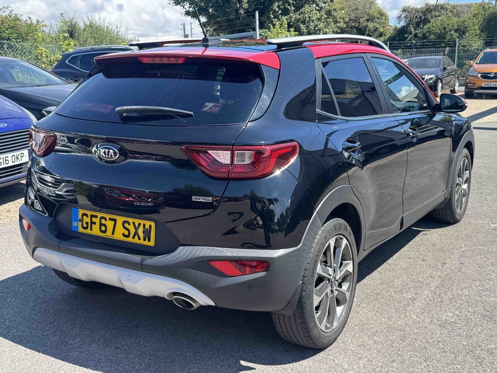 Kia Stonic 1.6 Crdi First Edition Black #3