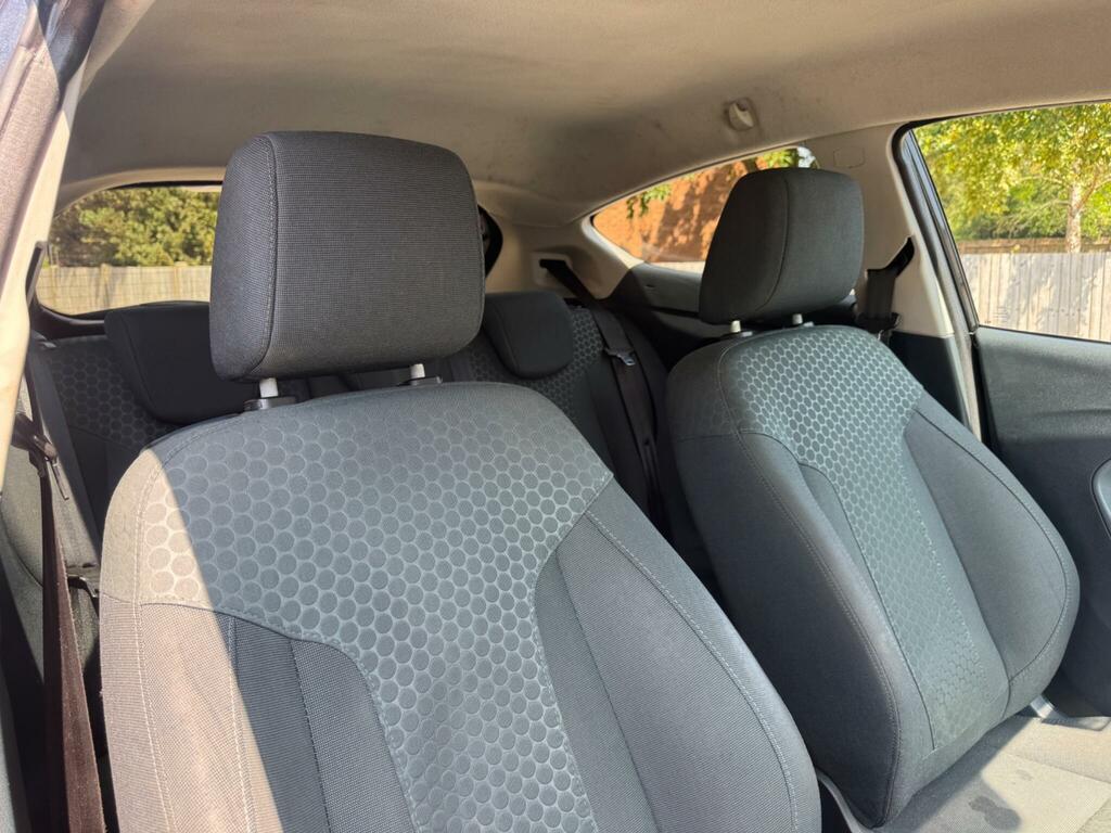 Ford Fiesta Edge U4816 Ulez Red #13