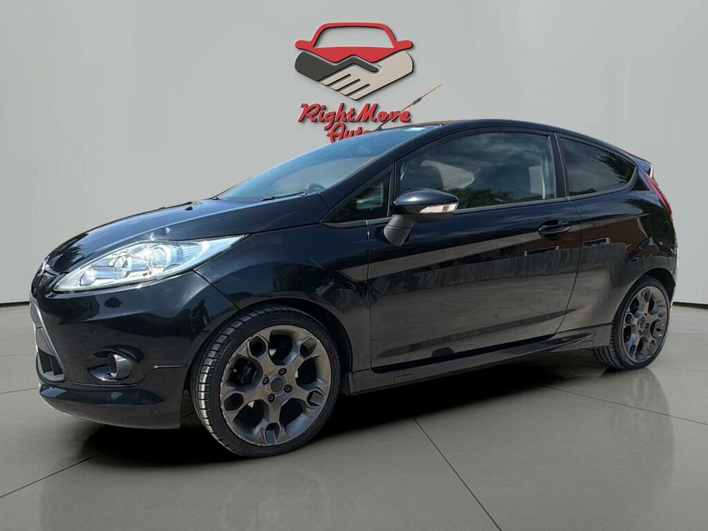 Ford Fiesta Edge U4816 Ulez Red #1