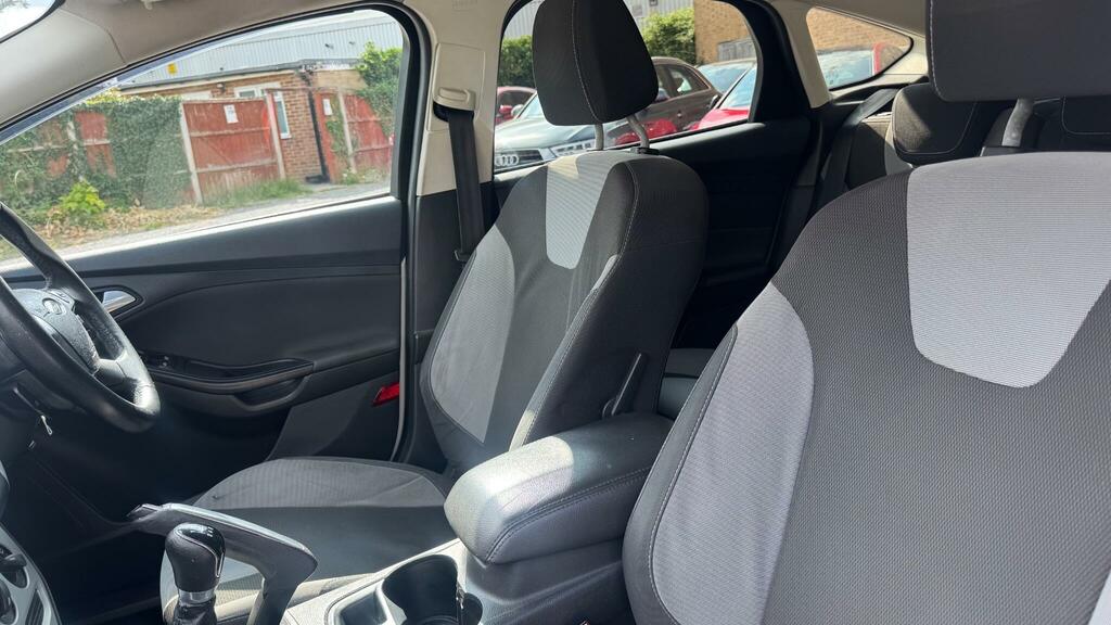 Ford Focus 1.6 Zetec Euro 5 Silver #19