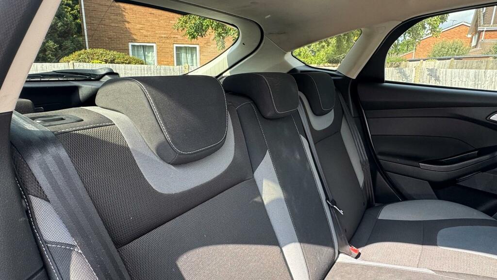Ford Focus 1.6 Zetec Euro 5 Silver #15