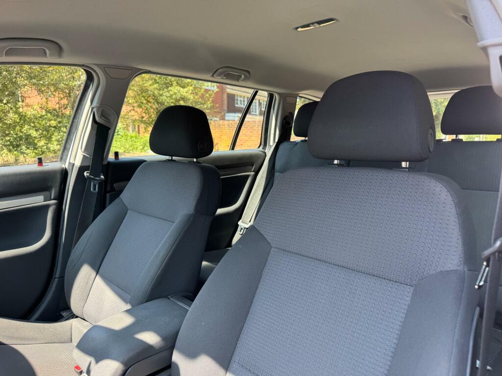Vauxhall Vectra 1.8I Vvt Exclusiv Blue #19