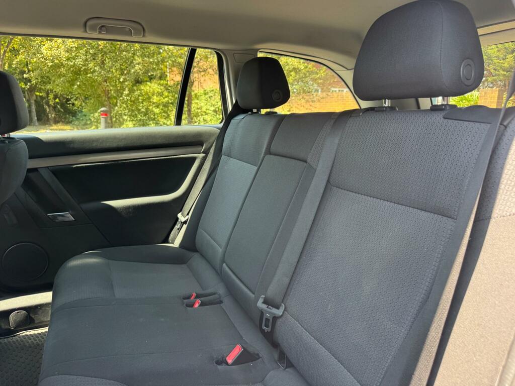 Vauxhall Vectra 1.8I Vvt Exclusiv Blue #17