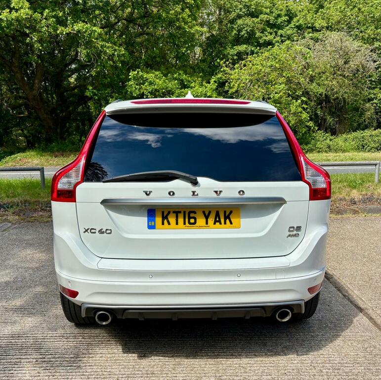 Volvo XC60 Suv 2.4 D5 R-design Nav Awd Euro 6 Ss KT16YAK White #4