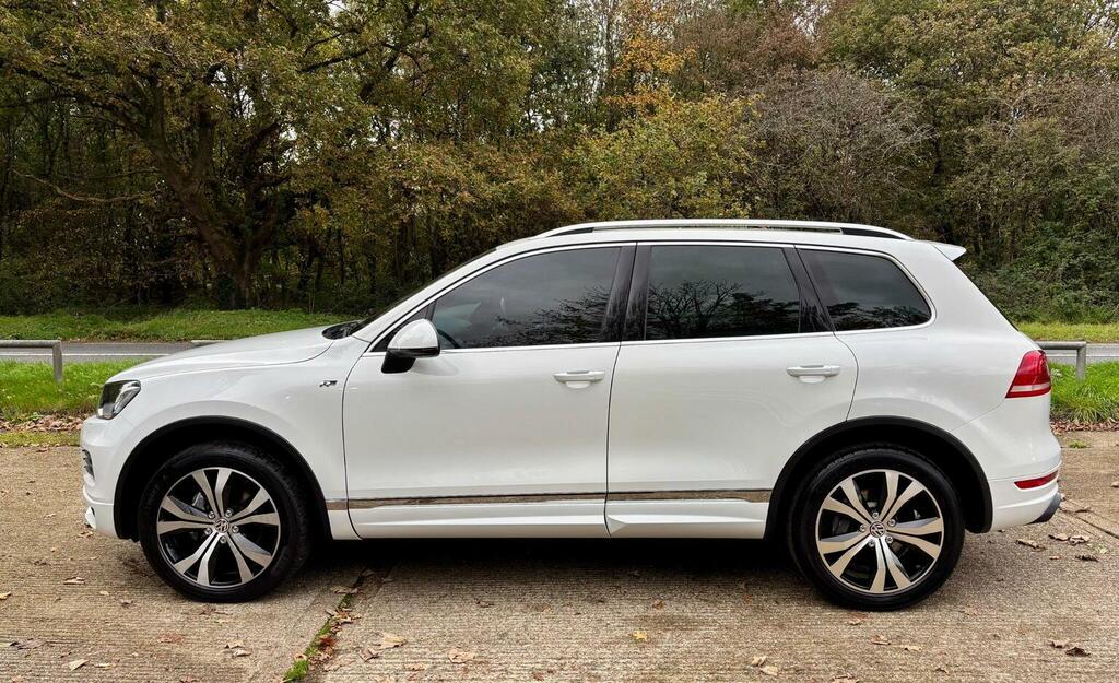 Volkswagen Touareg 3.0 V6 Tdi 245 R-line  #8