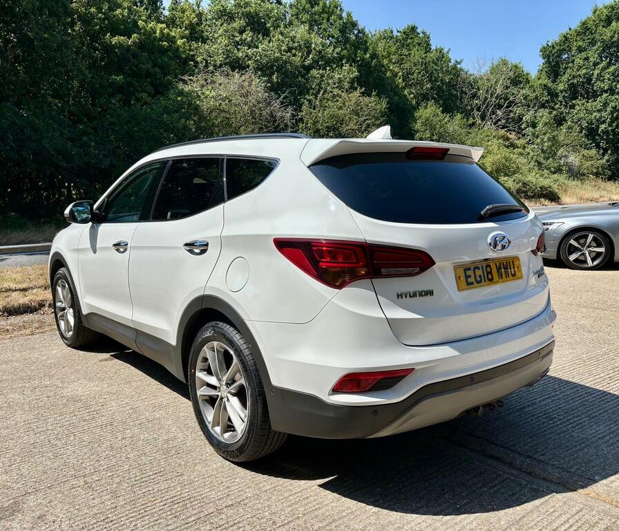 Hyundai Santa Fe Suv 2.2 Crdi Blue Drive Premium Se 4Wd Euro 6 Ss White #4