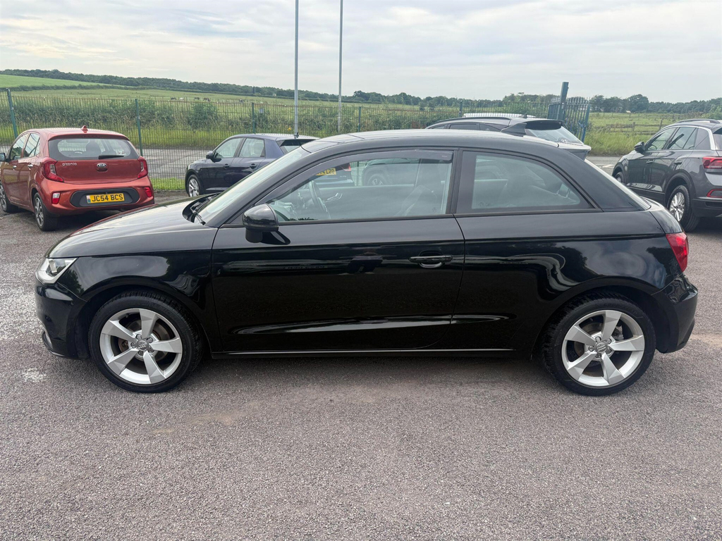 Audi A1 1.4 Tfsi Sport Sportback Euro 6 White #5