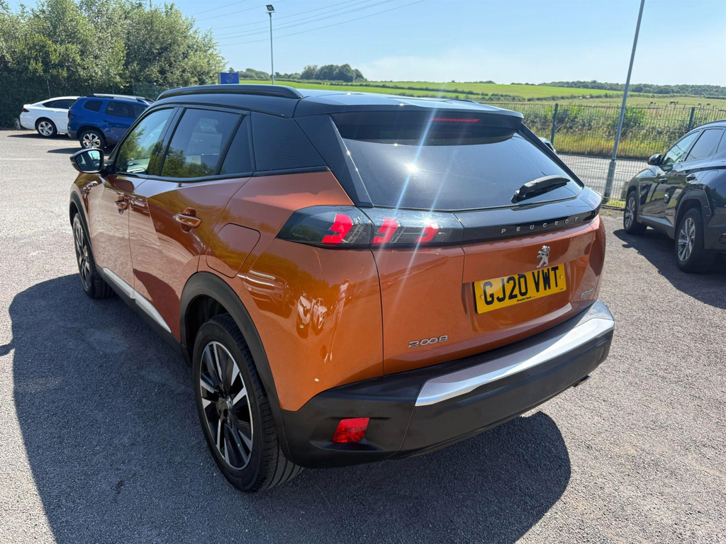 Peugeot 2008 Suv Orange #5