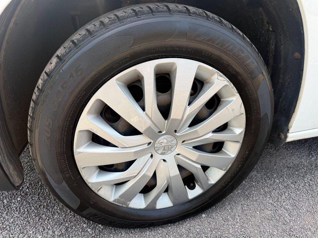 Peugeot Partner Mpv Grey #9