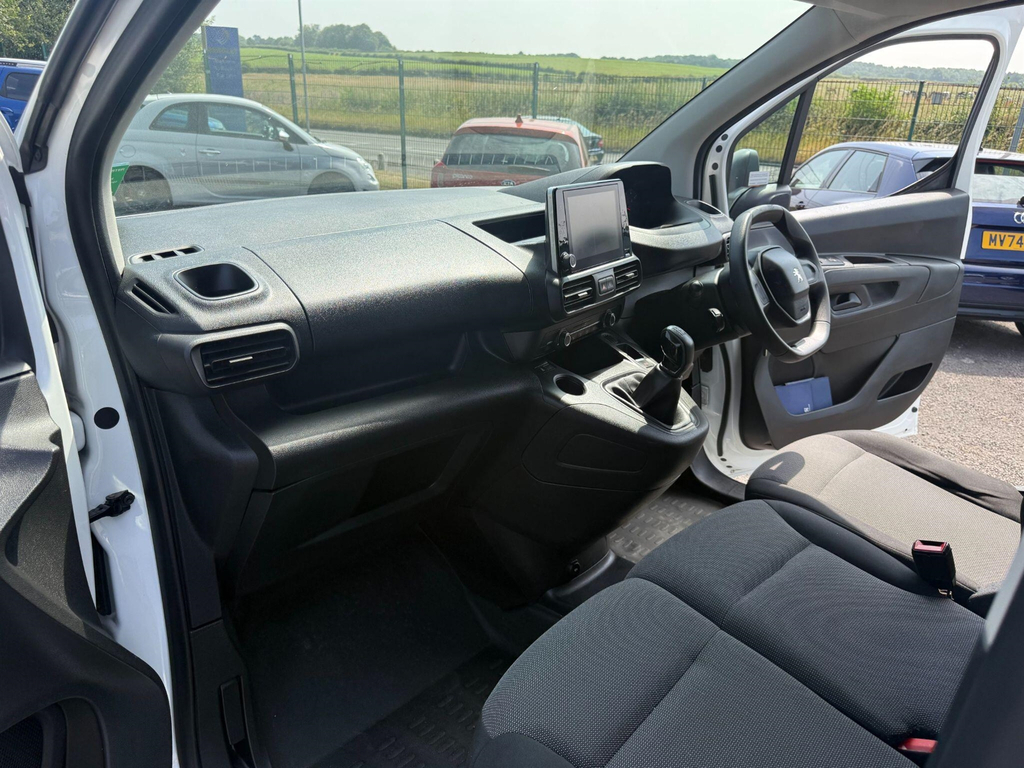 Peugeot Partner Mpv Grey #13