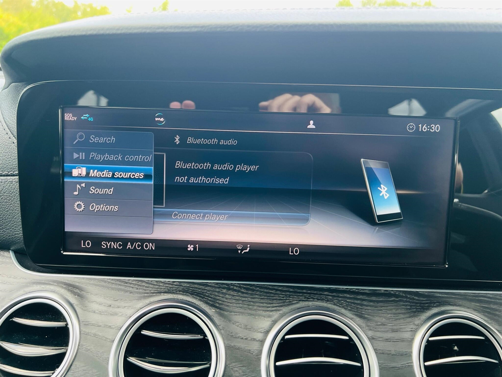 Mercedes-Benz E Class E220d Amg Line 9G-tronic White #28