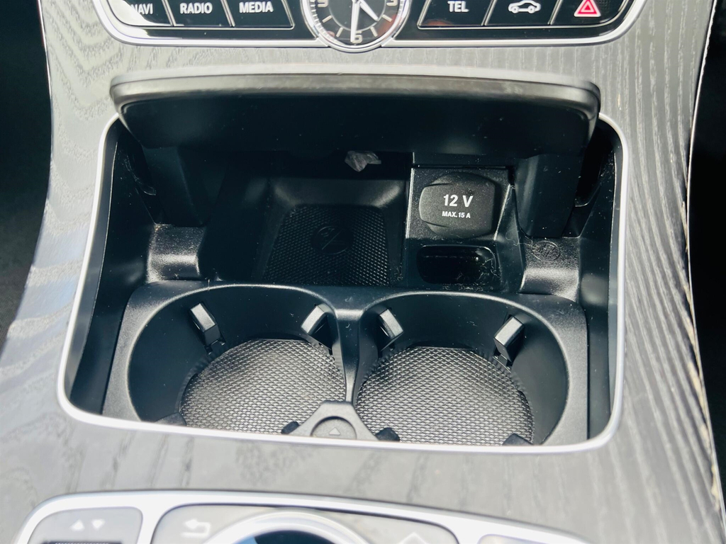 Mercedes-Benz E Class E220d Amg Line 9G-tronic White #31