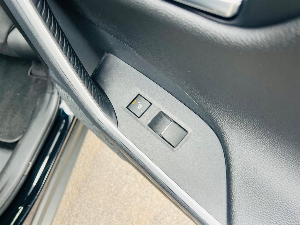 Toyota Rav 4 Rav4 Plug-in Dynamic 2.5 Silver #41