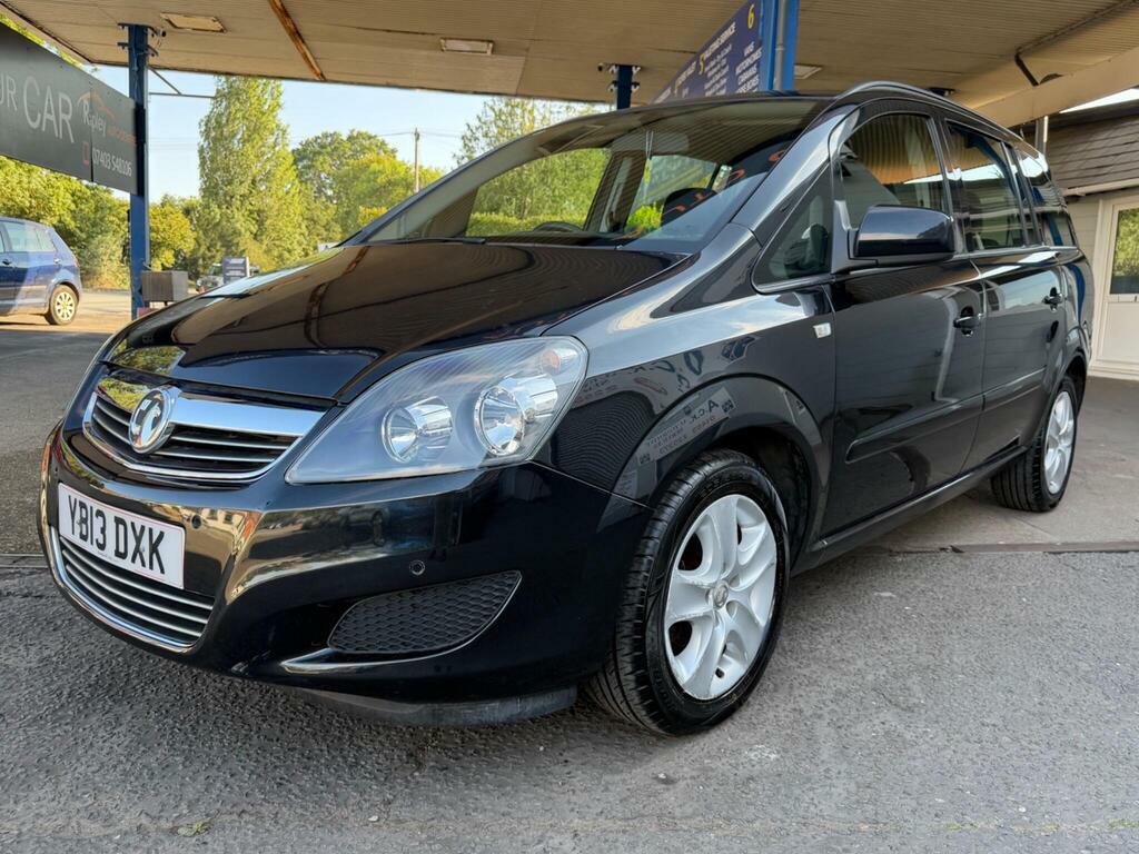 Vauxhall Zafira 1.6 16V Exclusiv Euro 5 Black #2