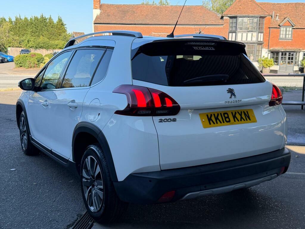 Peugeot 2008 1.2 Puretech Allure Euro 6 S S White #3