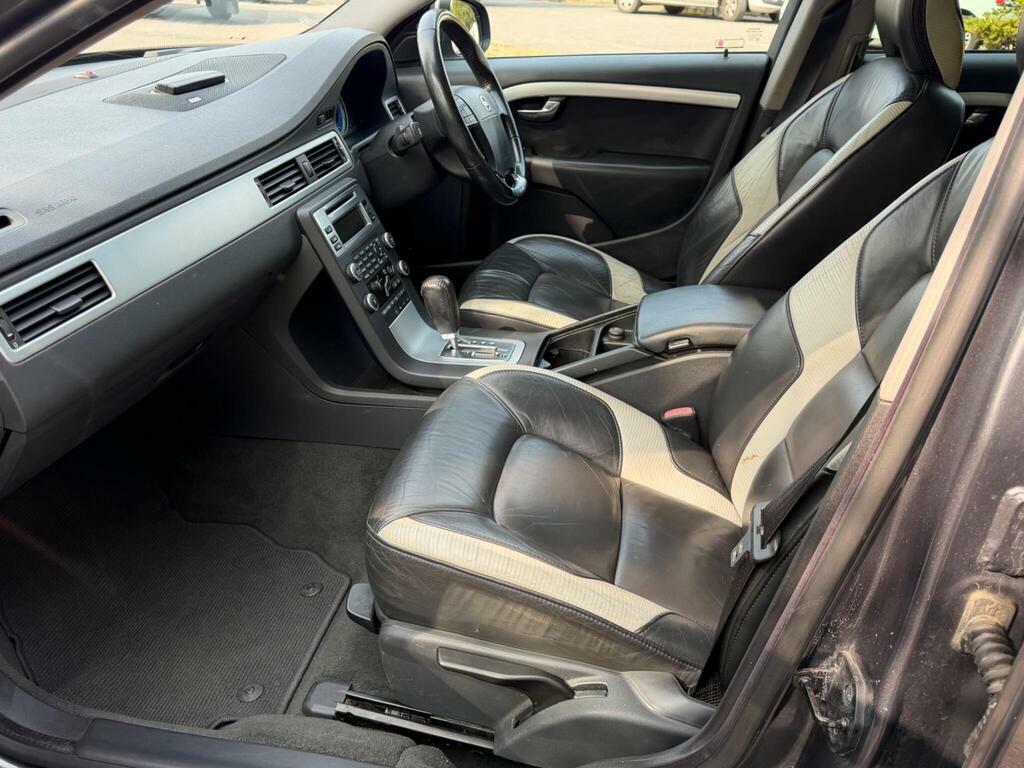 Volvo V70 2.4 D Se 163 Bhp Blue #24
