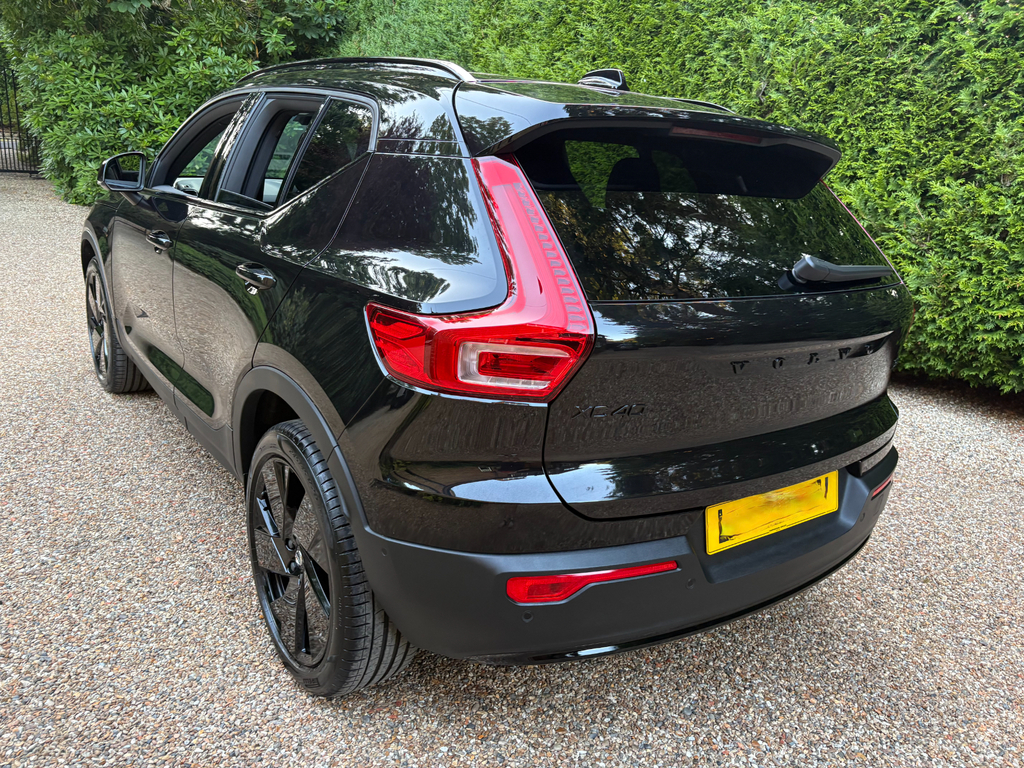 Volvo XC40 2.0 B4 Mhev Ultra Black Edition Suv Hyb #5