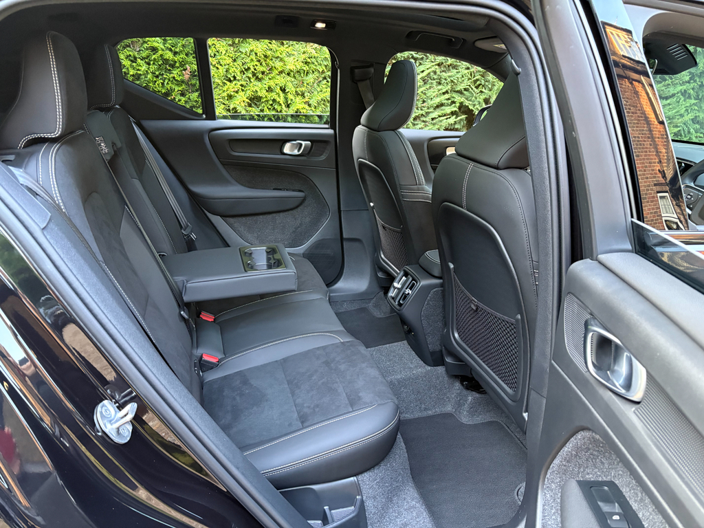 Volvo XC40 Petrol Silver #11