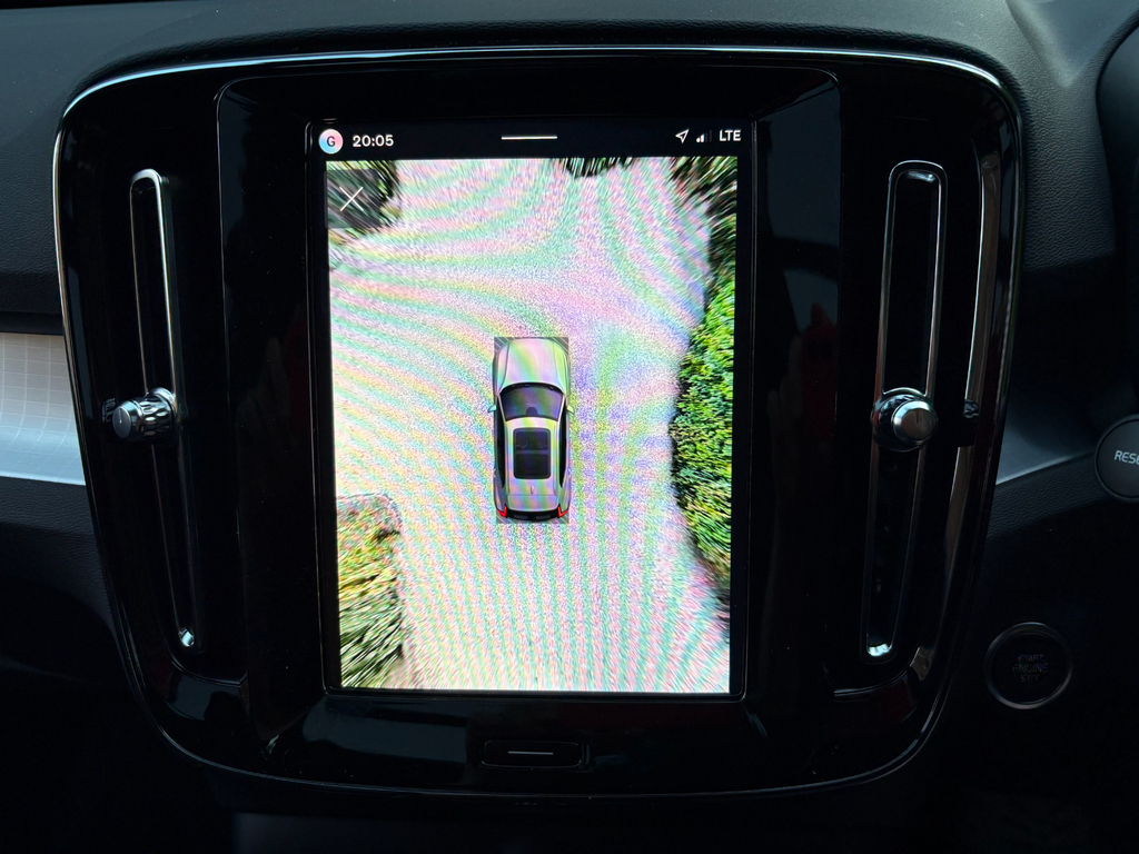 Volvo XC40 Petrol Silver #25