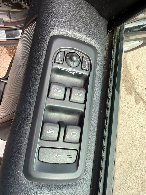 Land Rover Discovery 3   #13
