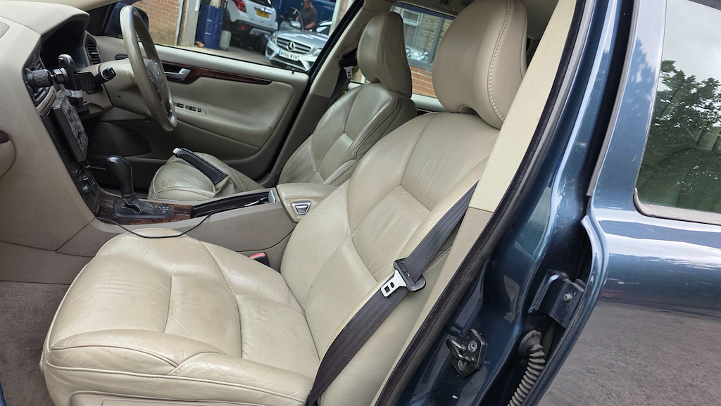 Volvo V70 2.4 D5 Se Sport Geartronic Silver #20