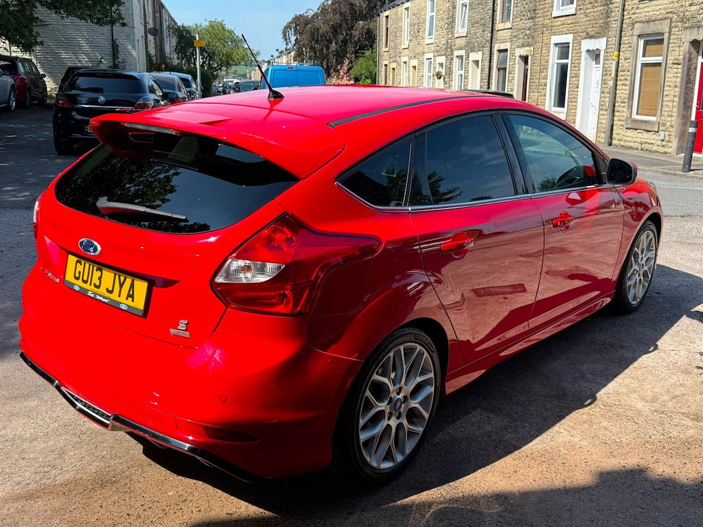 Ford Focus 1.0T Ecoboost Zetec S Euro 5 Ss  #2