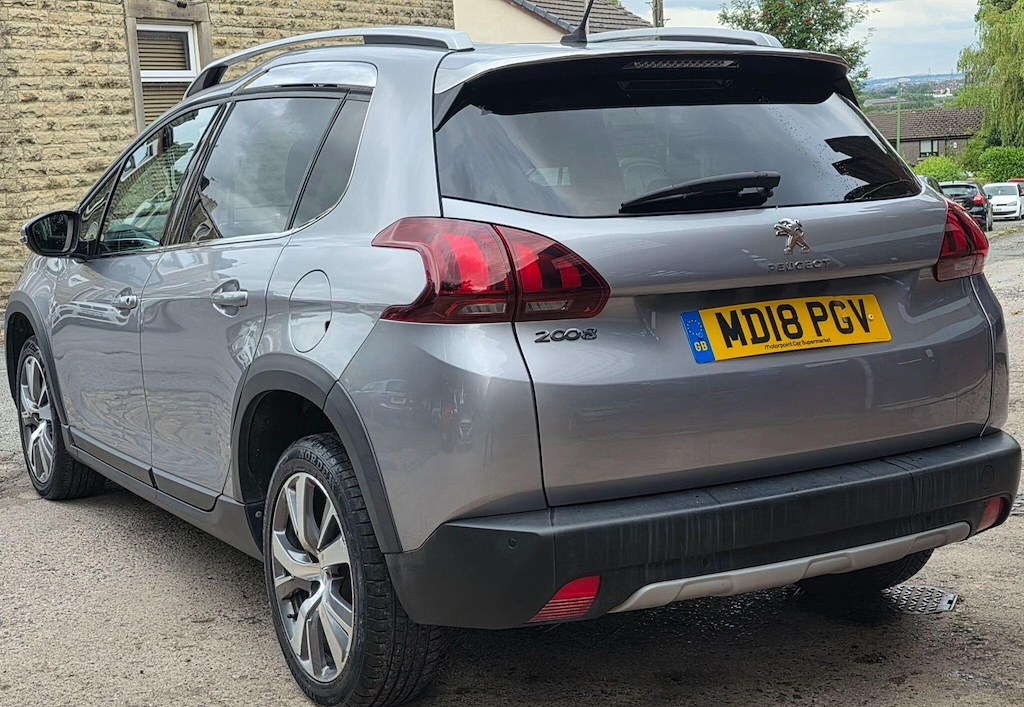 Peugeot 2008 1.2 Puretech Allure Eat Euro 6 Ss MD18PGV #3