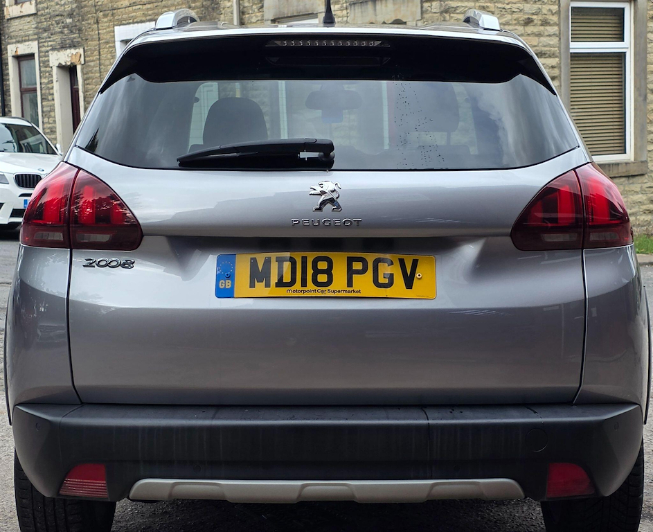 Peugeot 2008 1.2 Puretech Allure Eat Euro 6 Ss MD18PGV #5